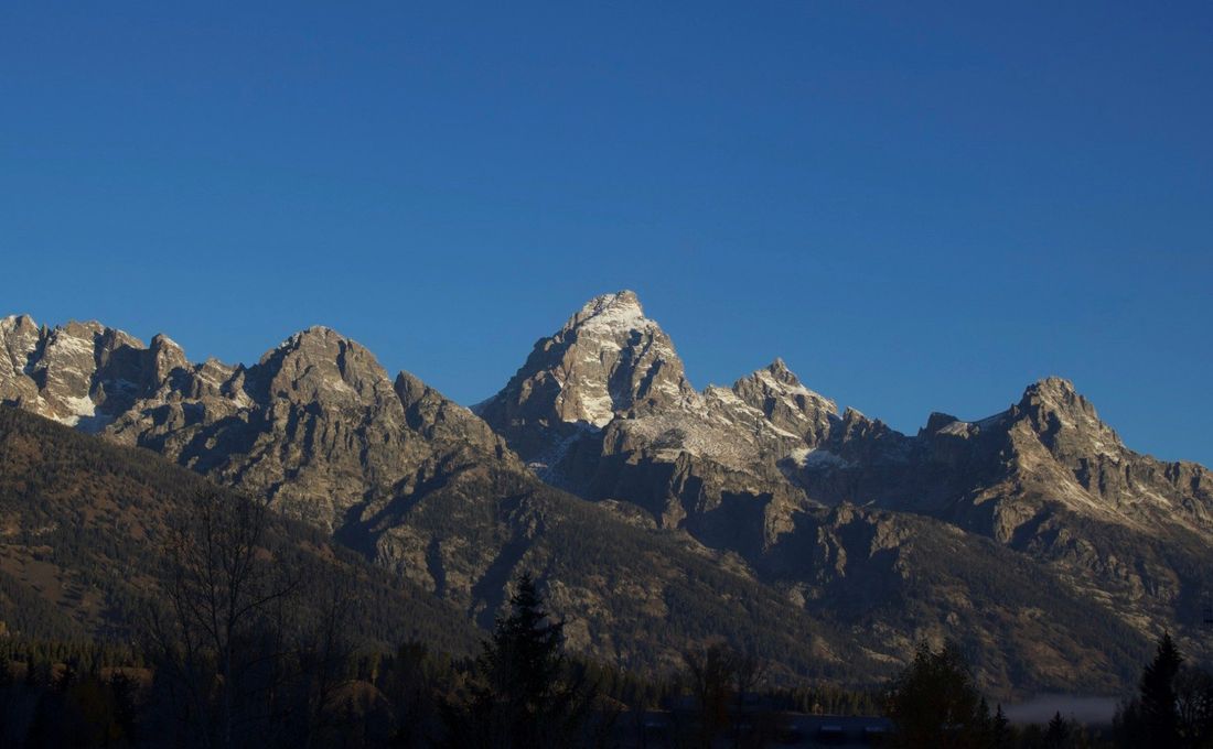 Teton peaks, clear morning